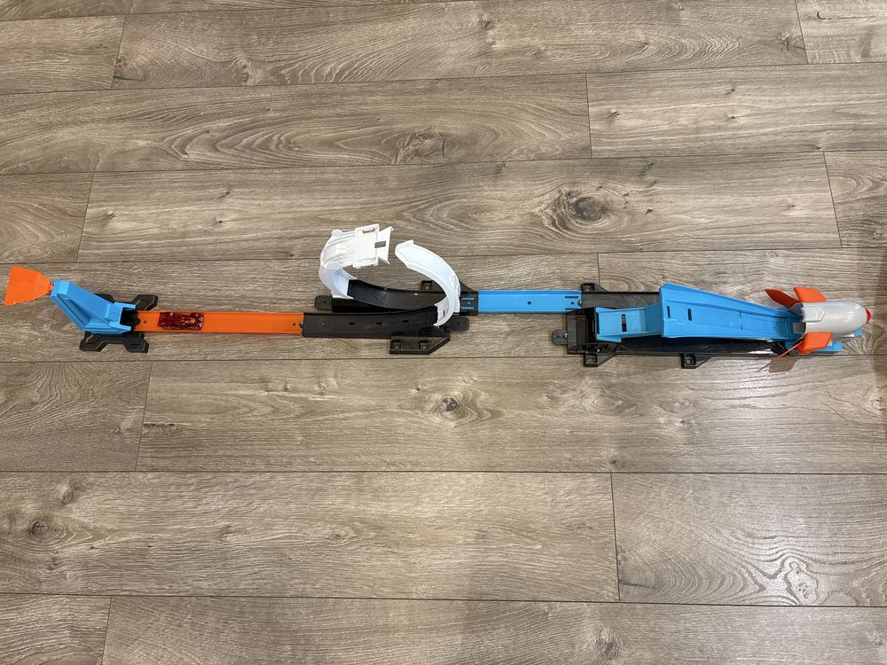 Hot Wheels zestaw rakieta