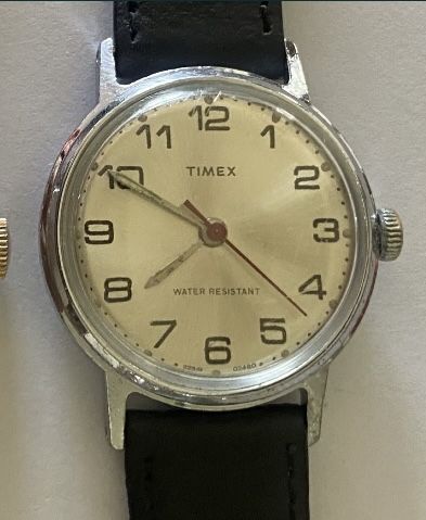 Relógio Timex, mecânico.