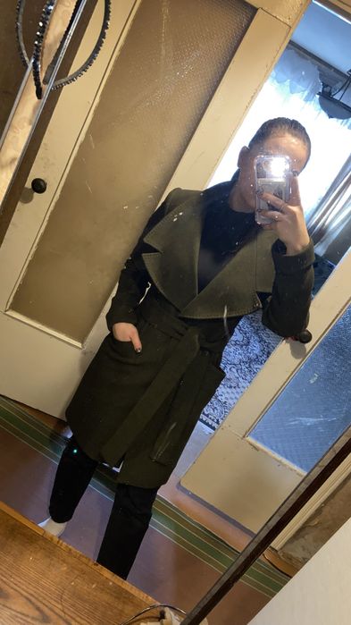 Пальто жіноче