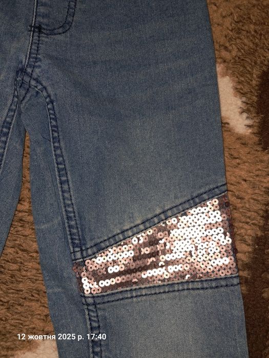 Суперові джинси на дівчинку 134