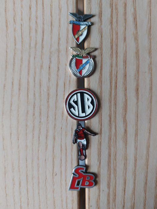 Coleção Benfica pins e íman (cada)