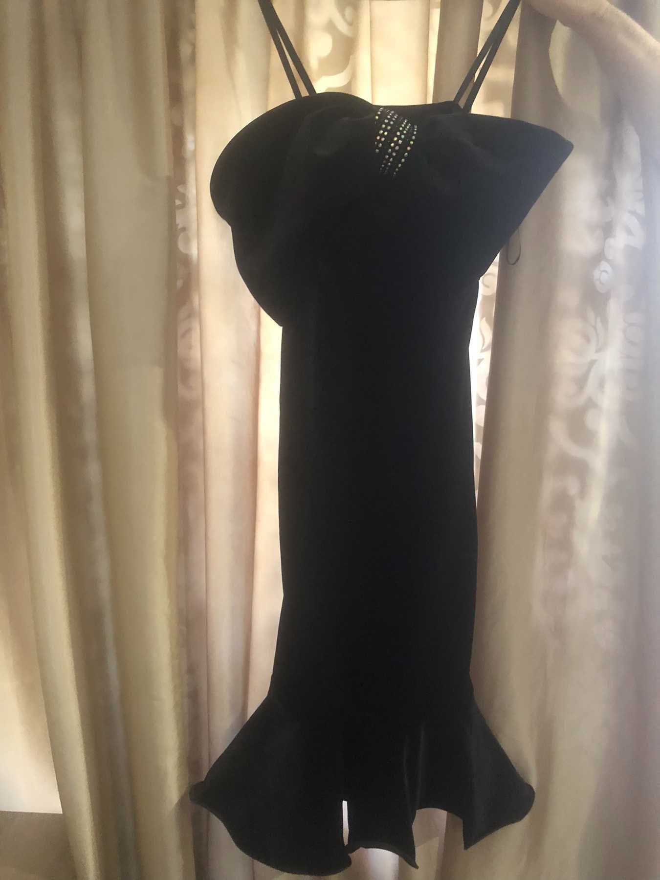 Чорна бархатна вечірня сукня ASOS з шикарним бант-декором, розмір 36