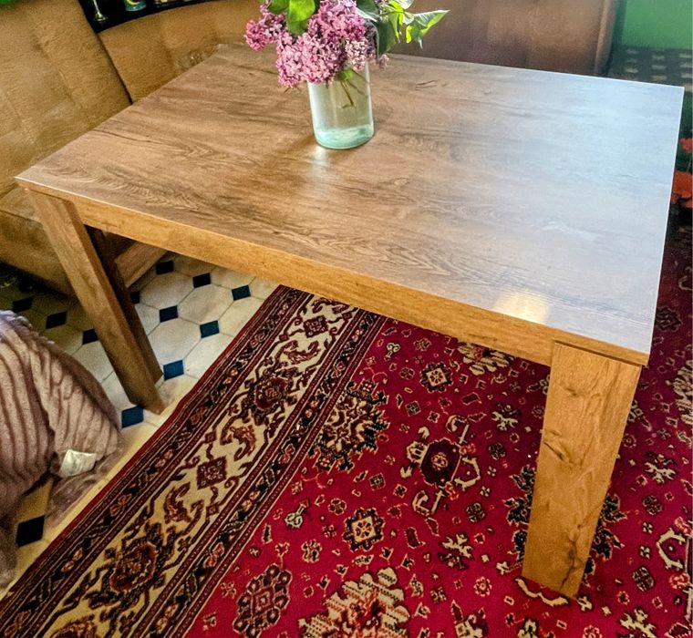 Продам стол,хорошее состояние