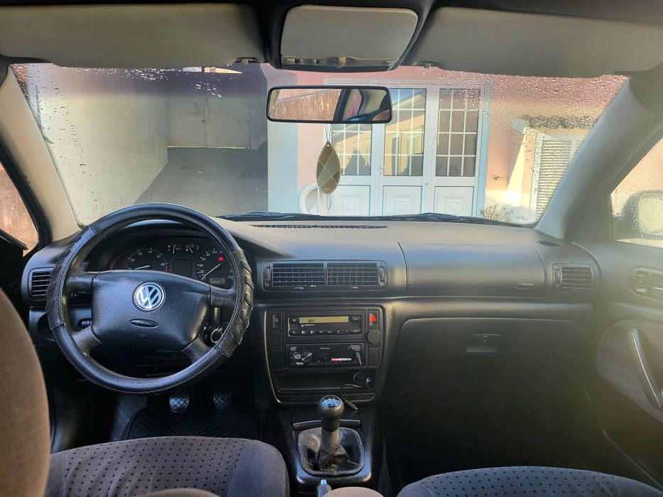 Volkswagen  1.6 B2 Passat