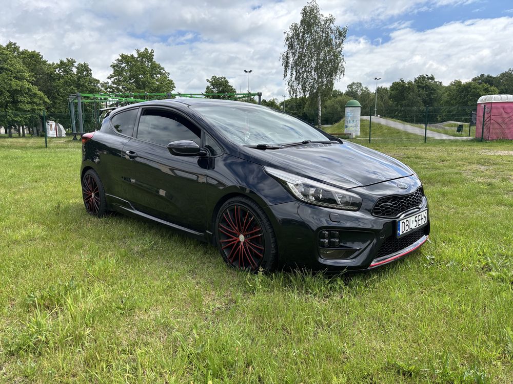 Kia ProCeed  1,6 T-GDI 2014