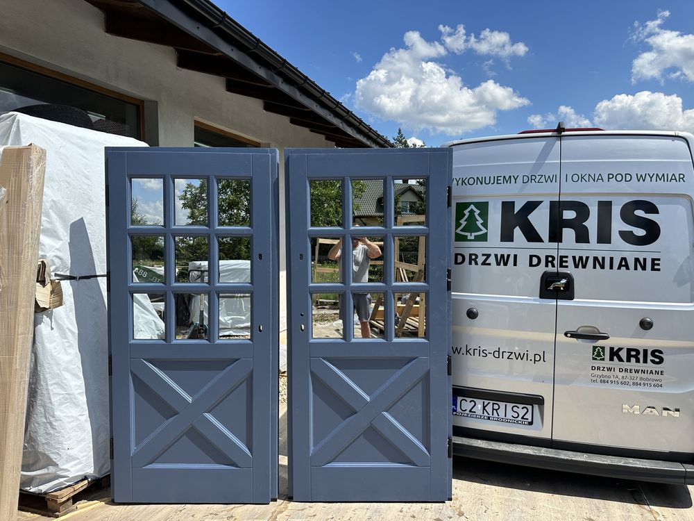 Drzwi wejściowe drewniane Amerykańskie Angielskie czyste powietrze
