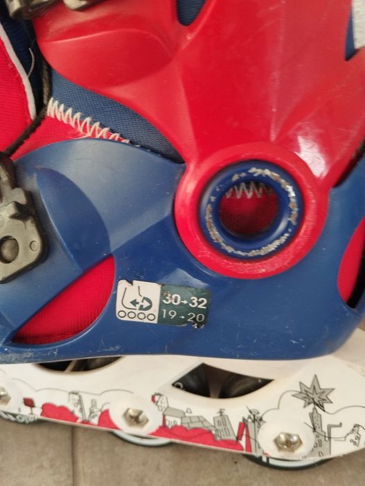 Patins em linha de criança T. 30 a 32