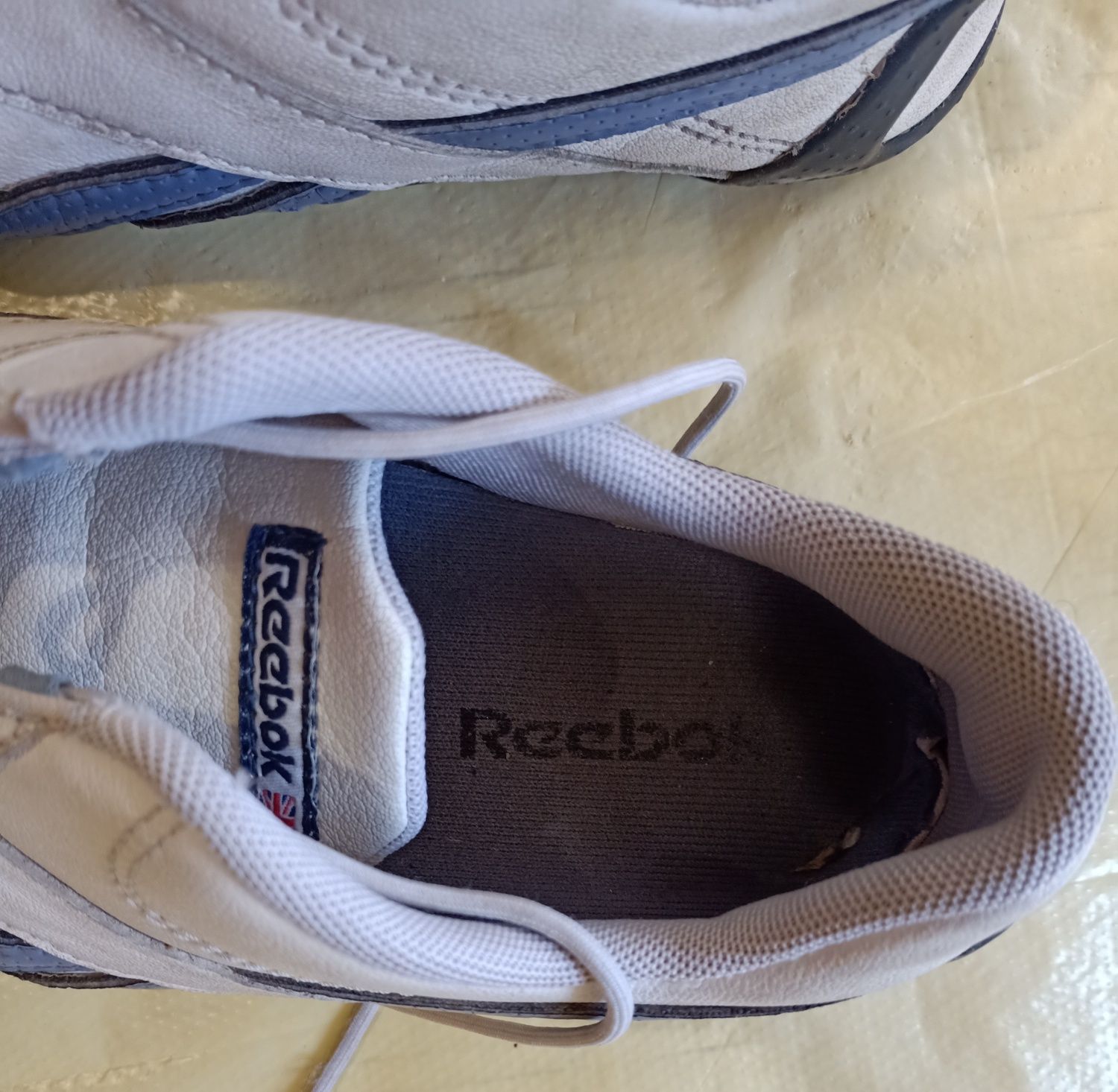 Женские кроссовки REEBOK 39 размер