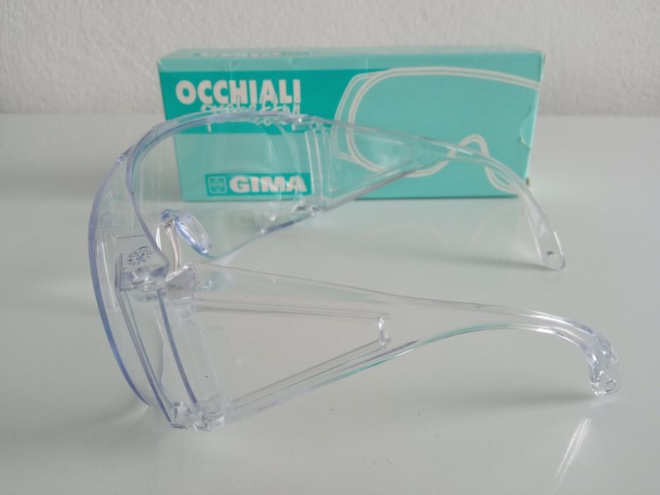 Saúde - Calça branca com elástico L/XL e óculos de proteção