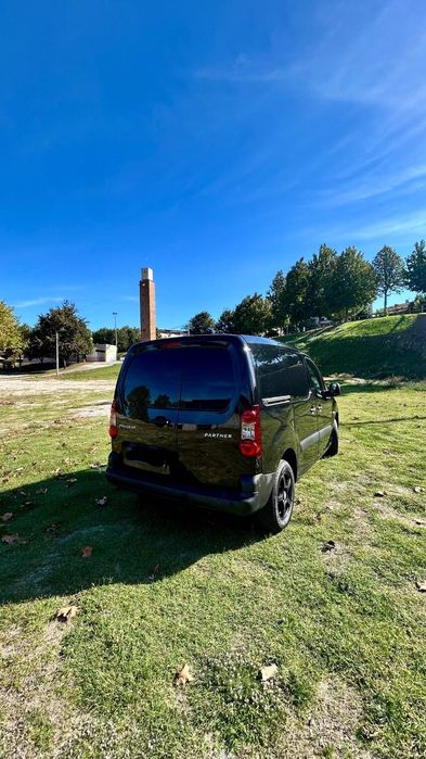 Vendo Peugeot Partner 2017- FULL EXTRAS