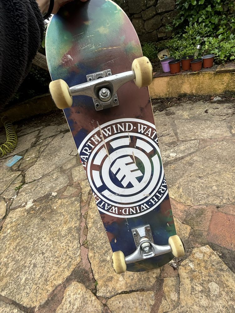 Skate da Element 8’