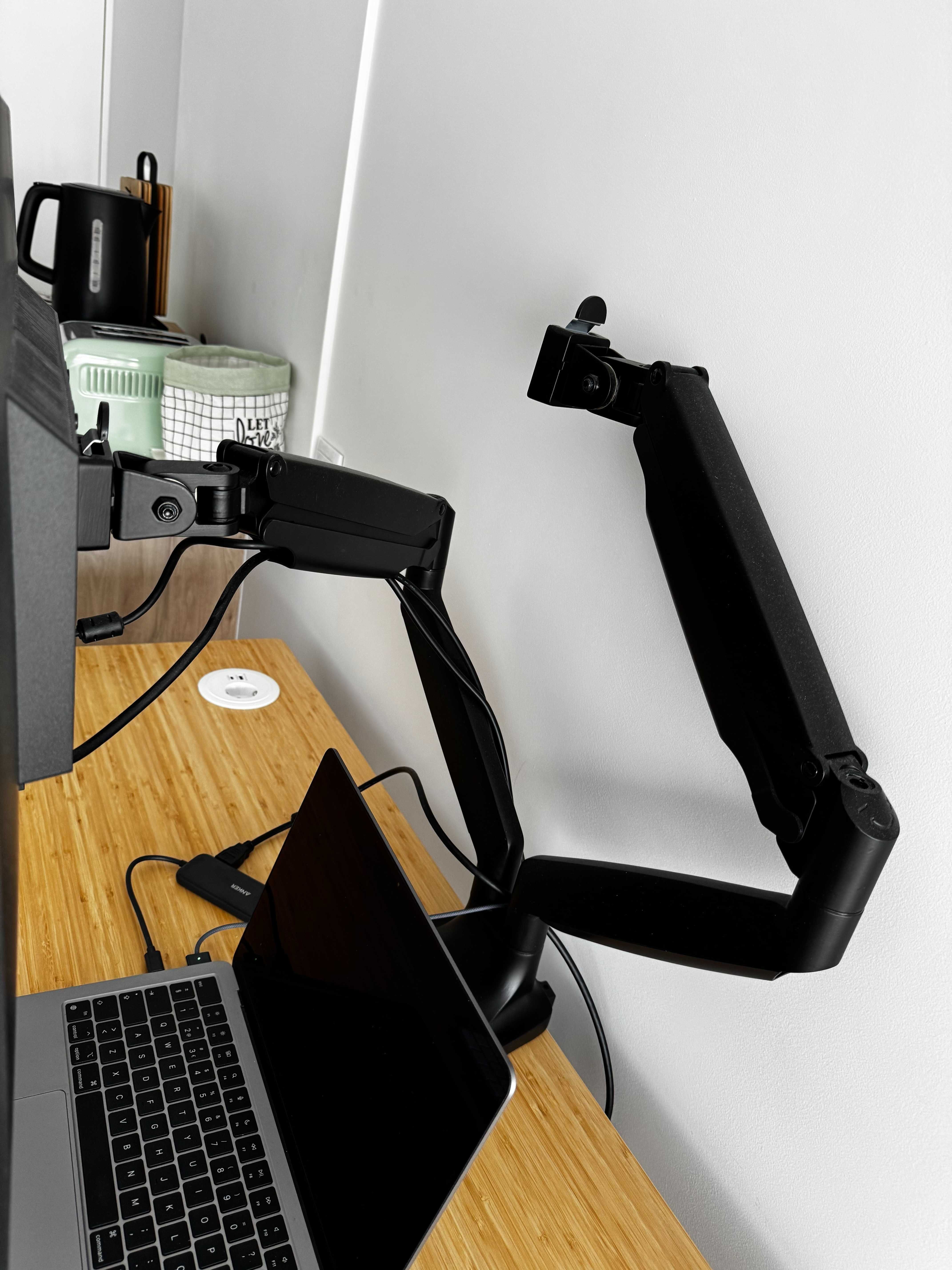 Mesa de Trabalho Elétrica – Fully (80x140 cm) + Monitor e Acessórios