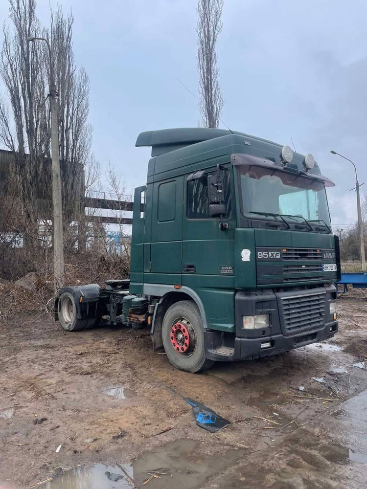 Тягач DAF 95 FX 430