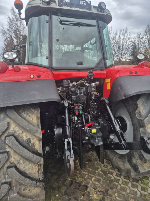 Ciągnik rolniczy Massey Ferguson  7465