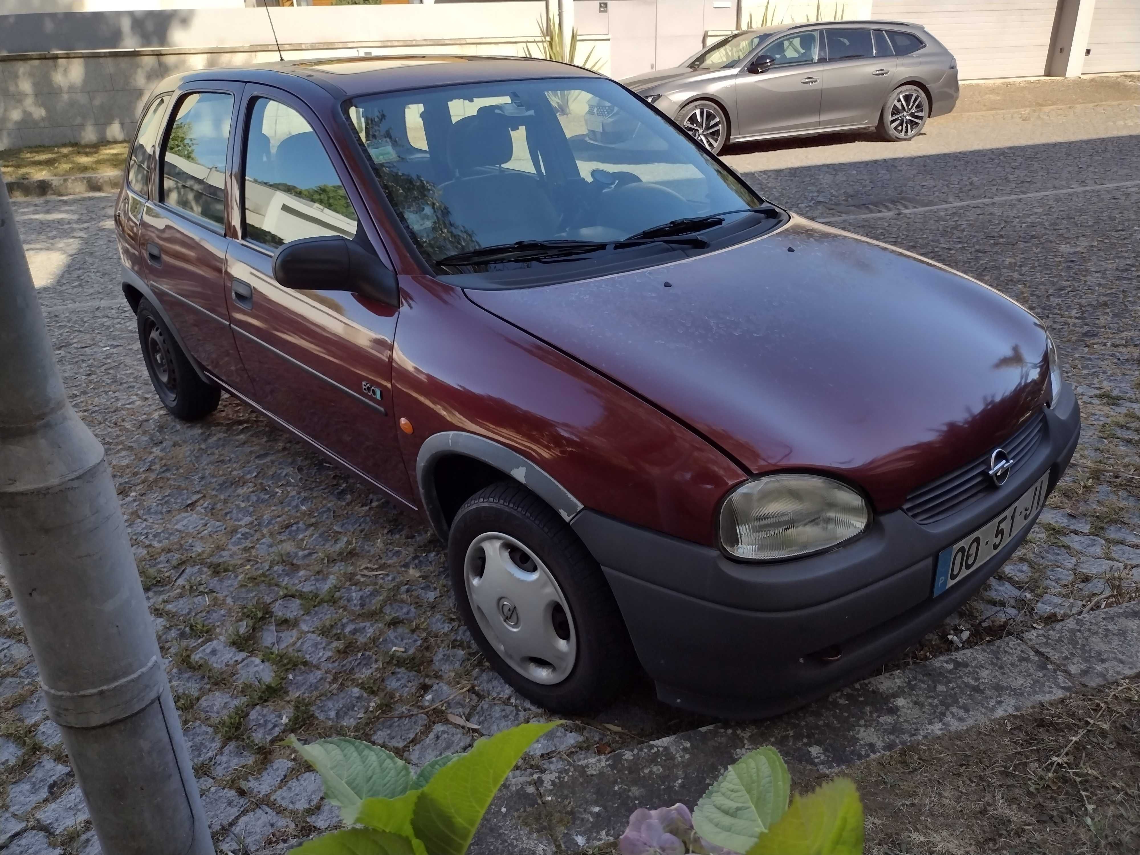 Opel Corsa Muito Econômico