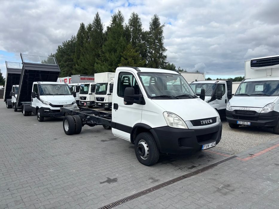 Iveco 65C18,65C17,65C15,70C17,72C15,70C17,72C18  IVECO DAILY 65c18,70c18,72c18 podwozie do zabudowy,kiper