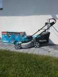 Makita DLM460 Kosiarka trawy akumulatorowa