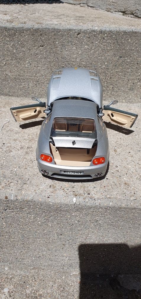 Miniatura ferrari 456Gt 1992