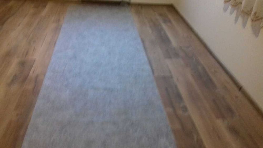 Włóknina ochronna  ze spodem  z PE