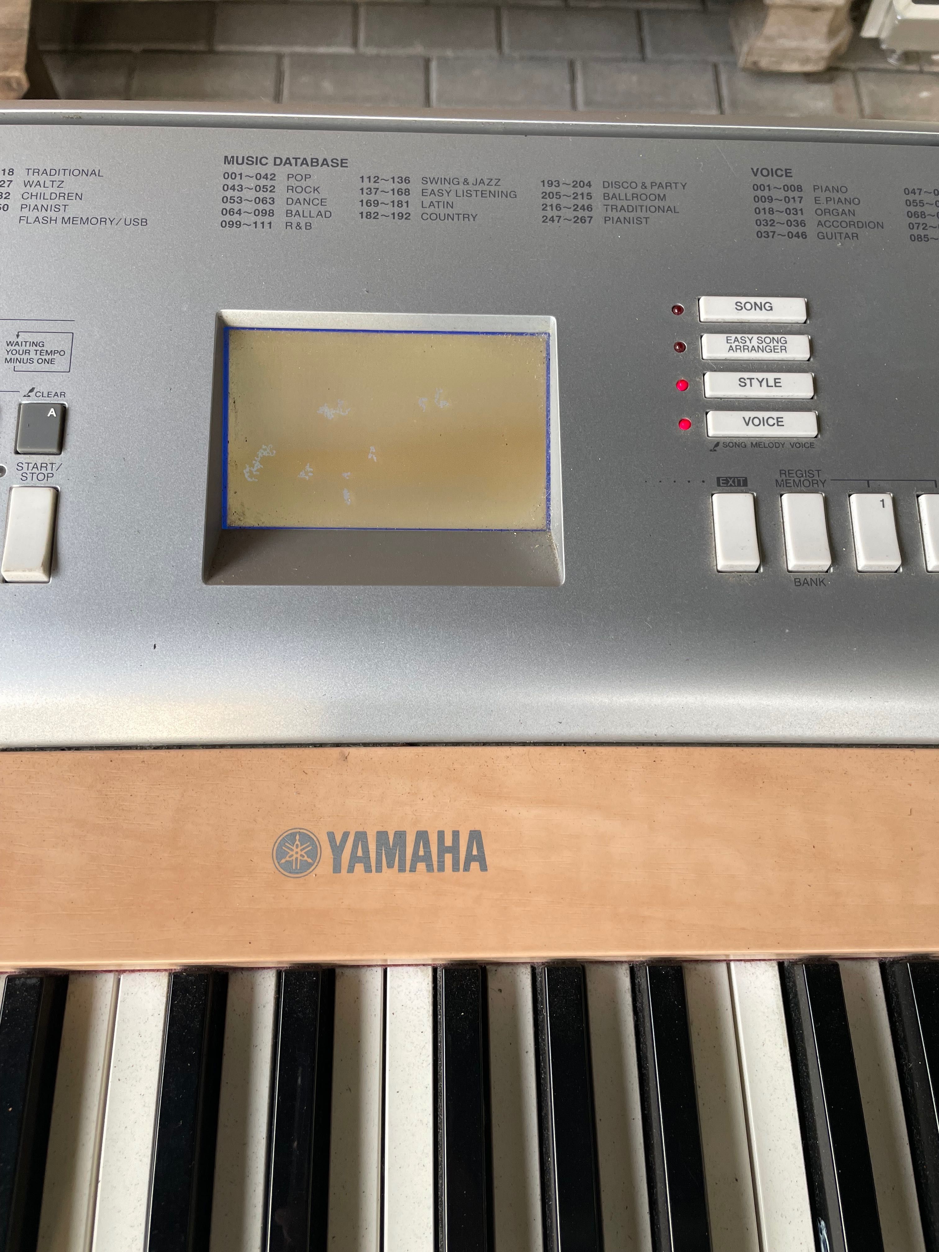Keyboard Yamaha DGX - 620