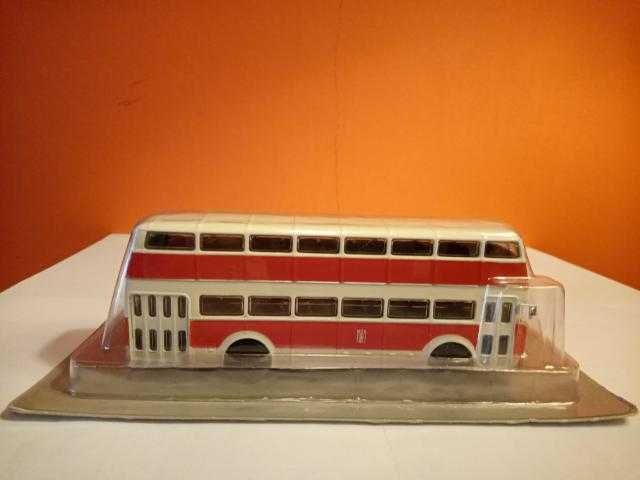 Autobus Bussing D2U z wyd. De Agostini .