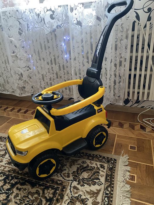 Десткая машина, каталка !