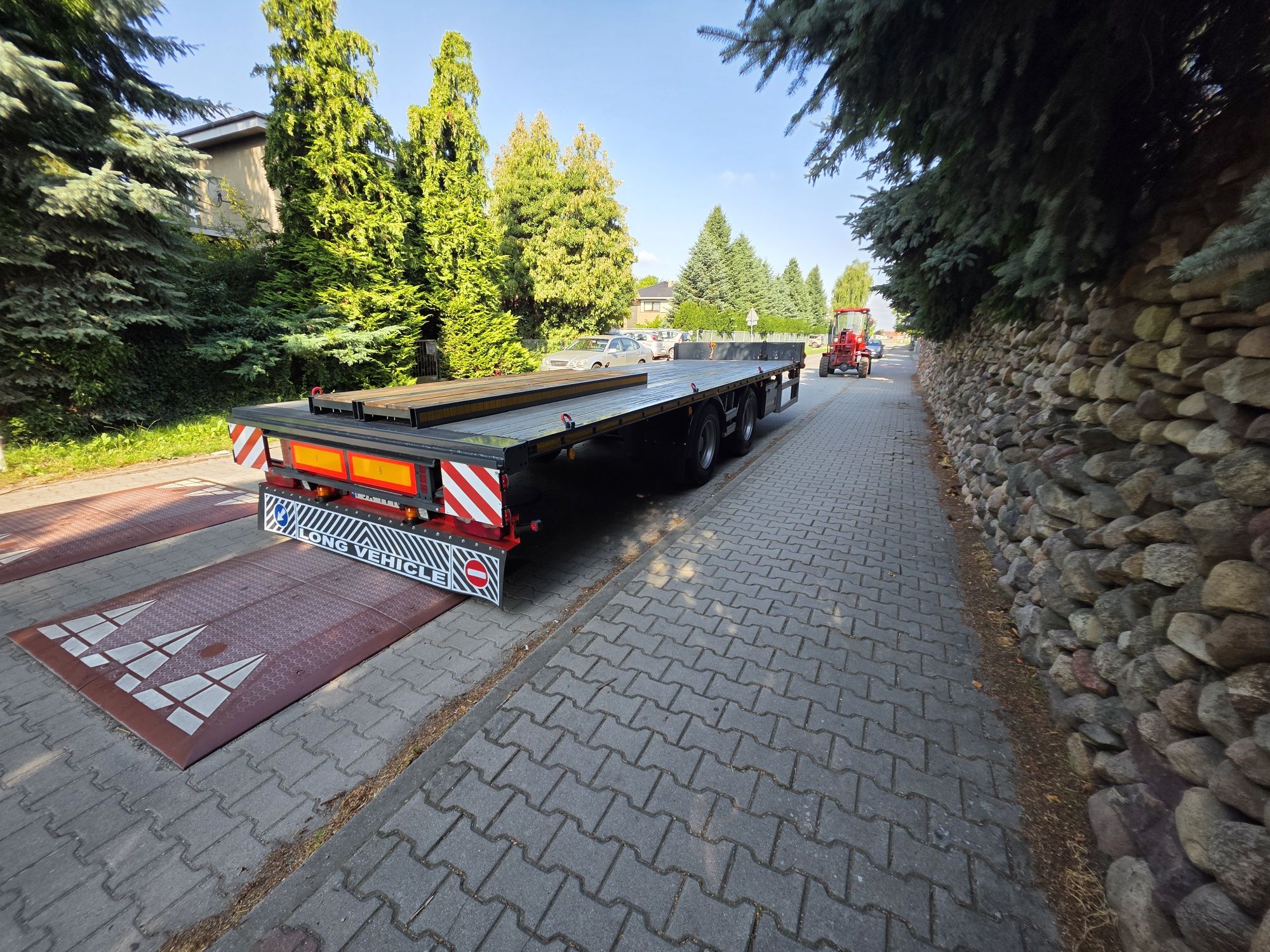 Przyczepa SAMRO tandem niskopodwozie