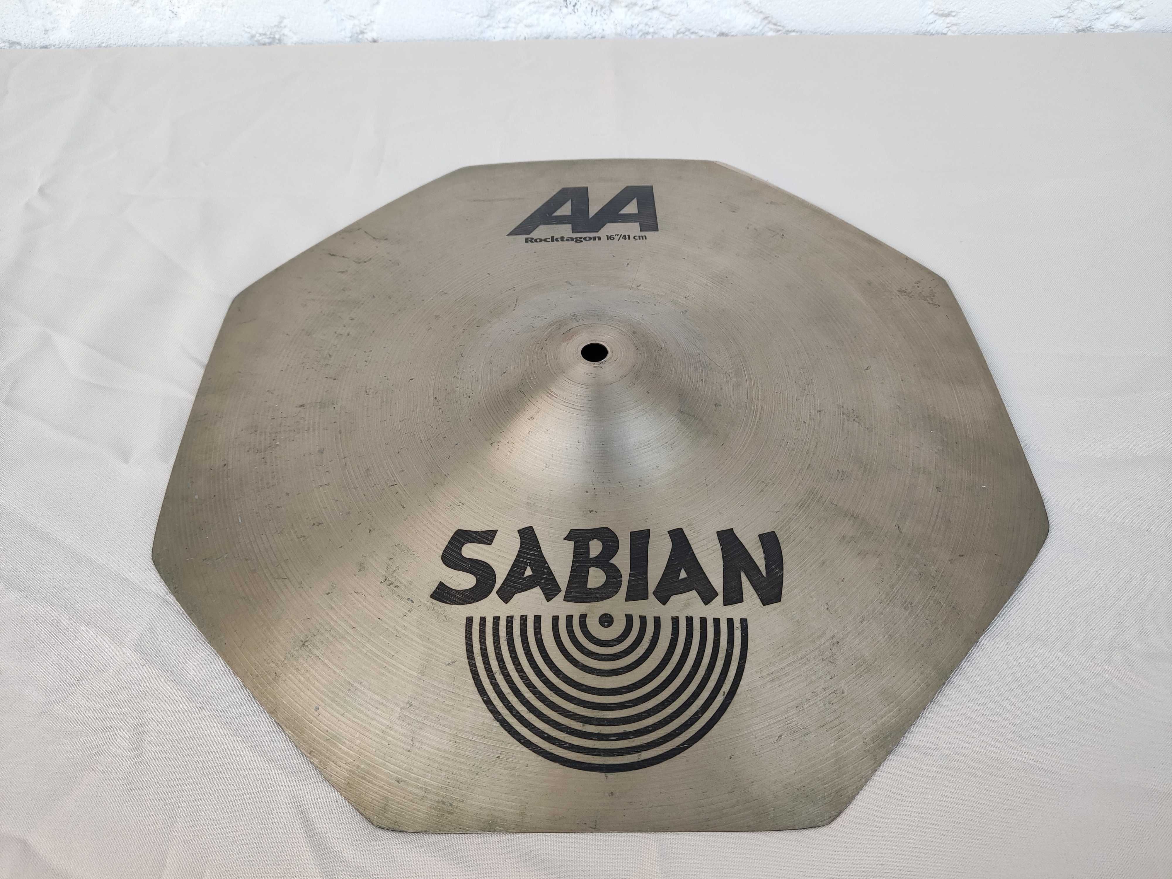 Prato Sabian AA Rocktagon 16 " Crash