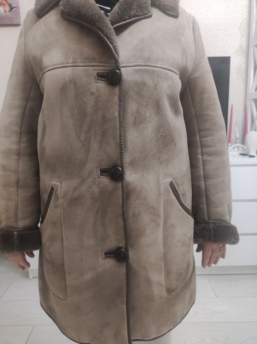 Продам женскую дублёнку,с натуральной овчины