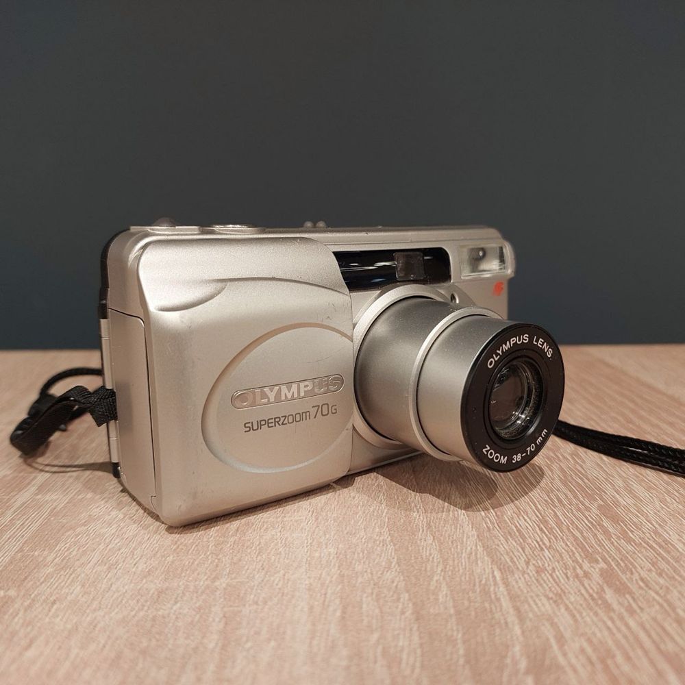 Olympus superzoom 70 g плівковий фотоапарат