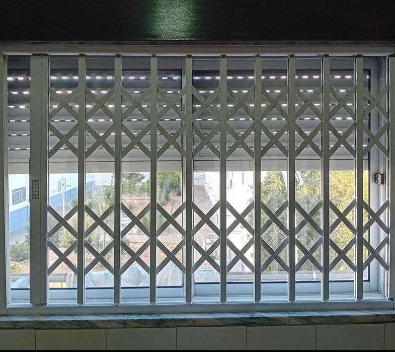 Grade janela lagarta