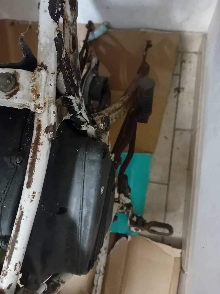 Quadro s/d e peças yamaha dt 50