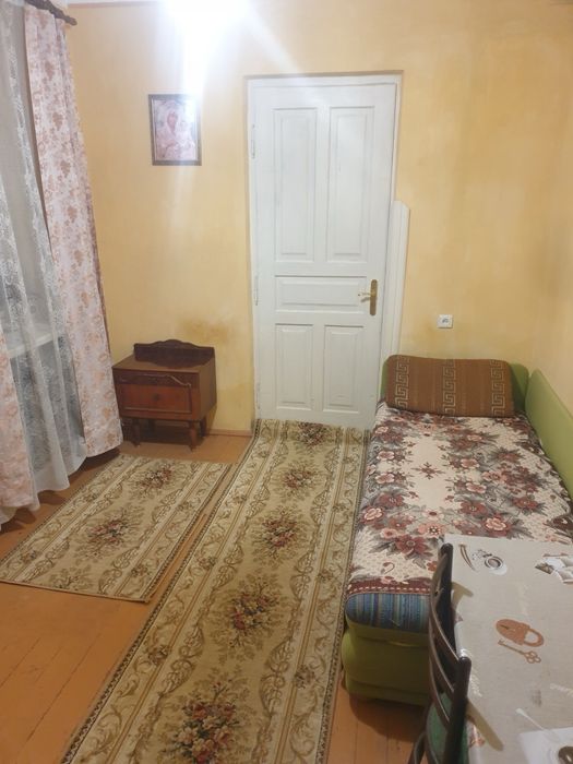 Оренда кімнати в особняку