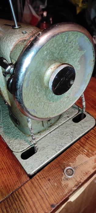 Maszyna do szycia Łucznik