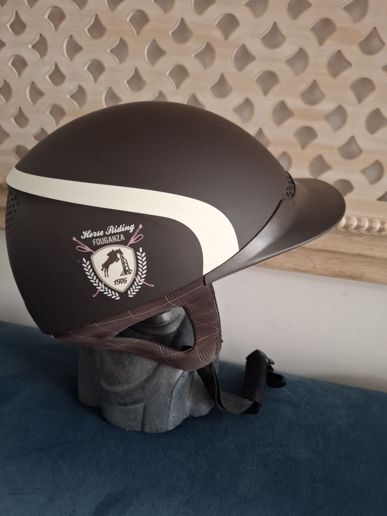 Toczek kask jeździecki Fouganza