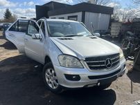 Мерседес мл 320 w164 морда бампер перід