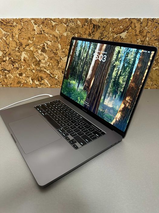 Ноутбук MacBook Pro 16 A2141 (2019) RAM 32Gb/ SSD 512Gb