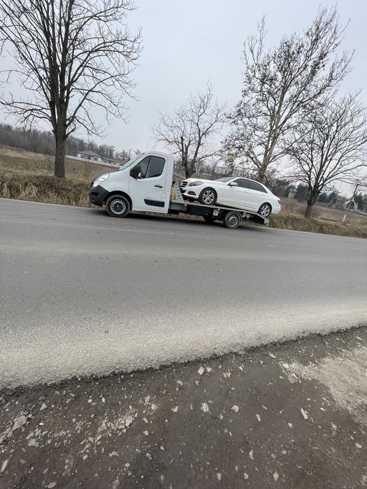 Послуги Евакуатора Автовоза Лавета Евакуатор Автовоз Mercedes-Benz