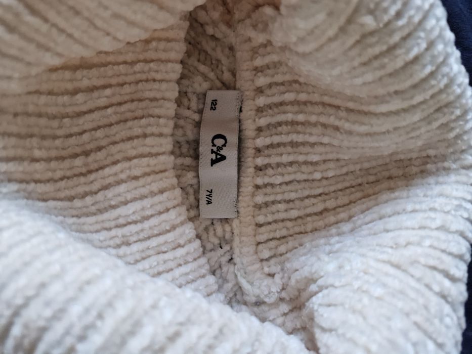 Golf sweter dla dziewczynki 122