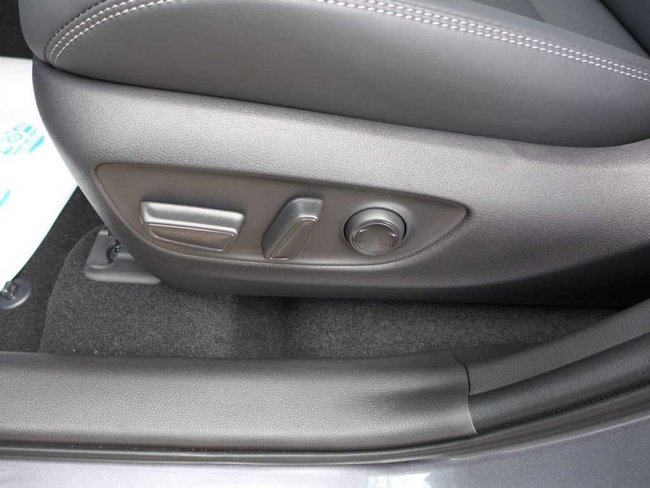 Toyota RAV 4 2.5 Hybrid CVT