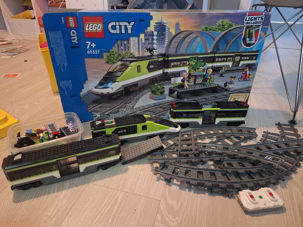 Lego city pociąg 60337