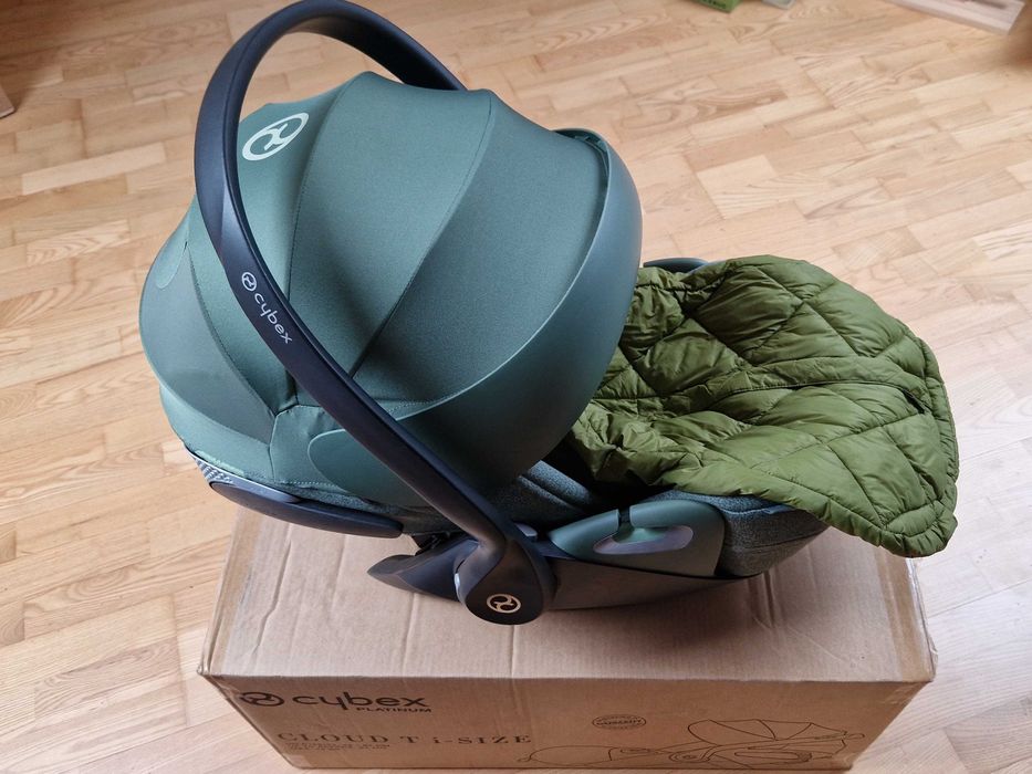 Fotelik Cybex Cloud T i-Size plus, śpiworek Cybex Snogga Mini 2 GRATIS