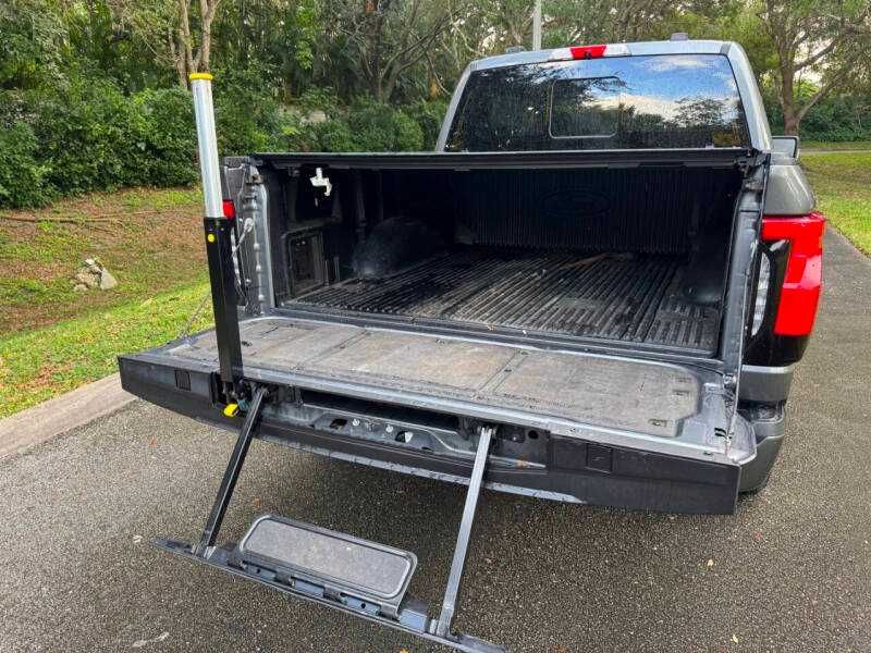 2022 Ford F-150 Lightning