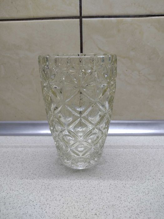 Wazon szklany à la kryształ 16 cm