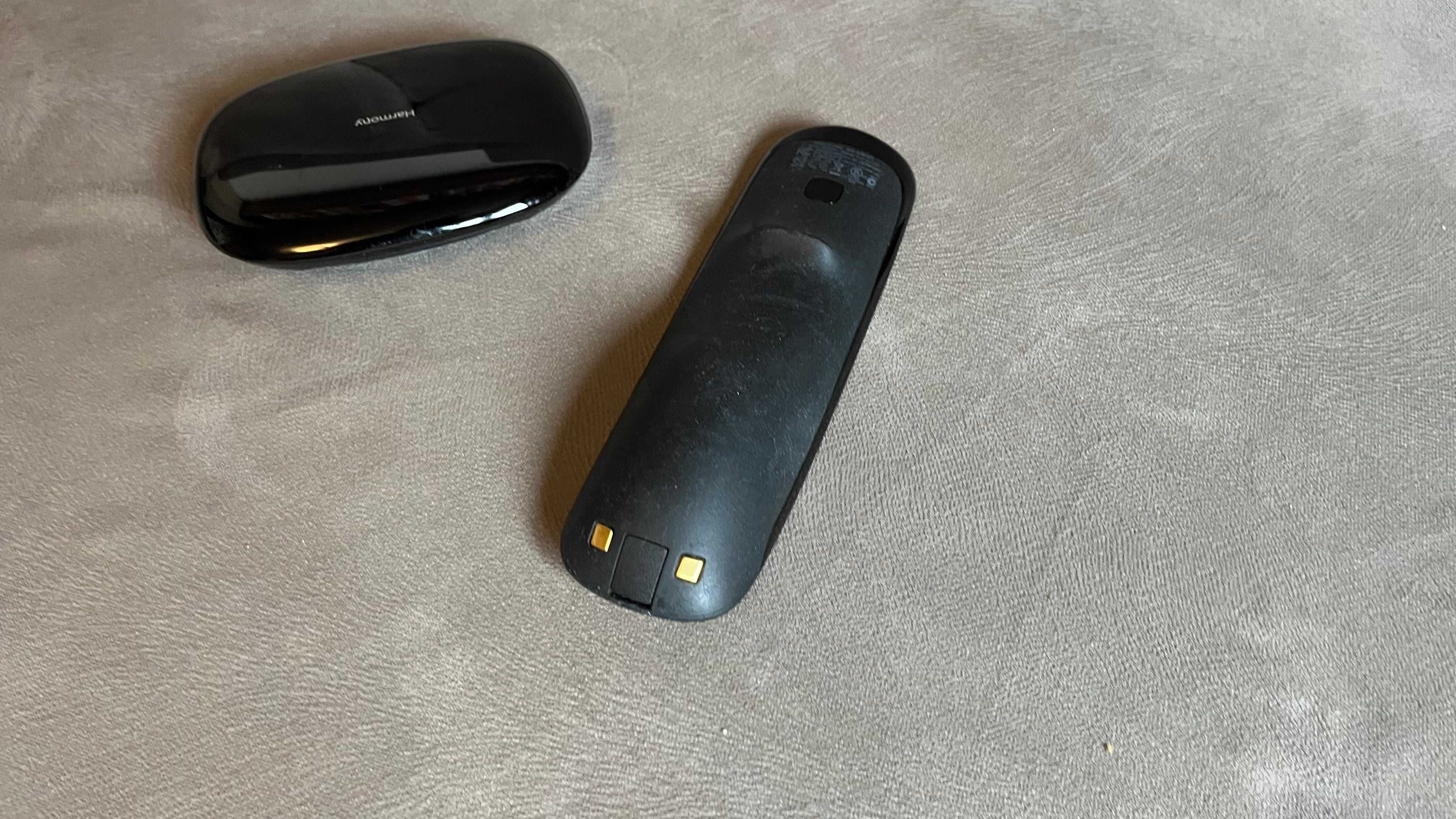 Pilot Logitech Harmony Ultimate