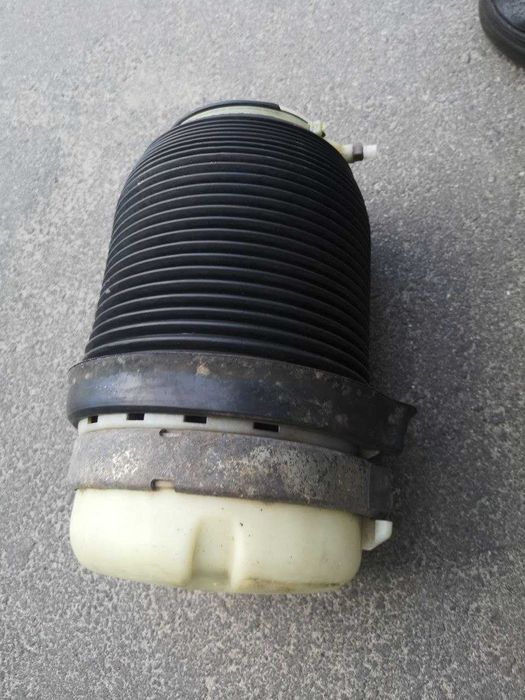 Оригинальный пневмобаллон на Audi A6 C6 Allroad подушка балон