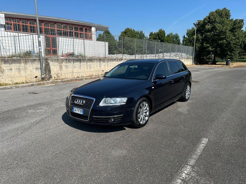 Продам Audi a6 c6 3,0 дизель