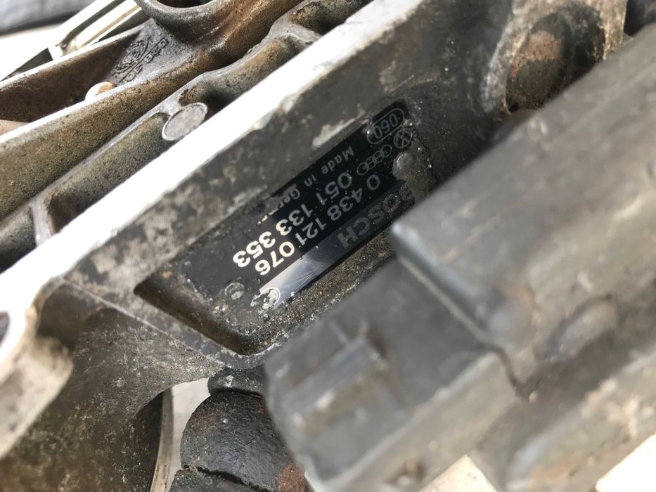 Дозатор інжектор розподільник Audi 80 90 \Volkswagen Passat 2.0 БЕНЗИН