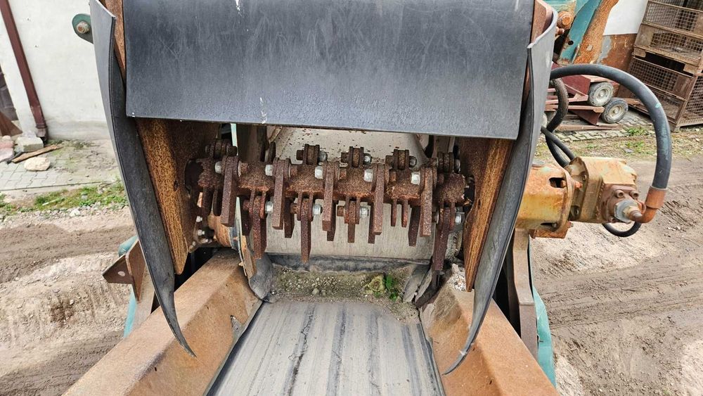 Przesiewacz mobilny Powerscreen Chieftain 1400 rozdrabniacz wibrokrata