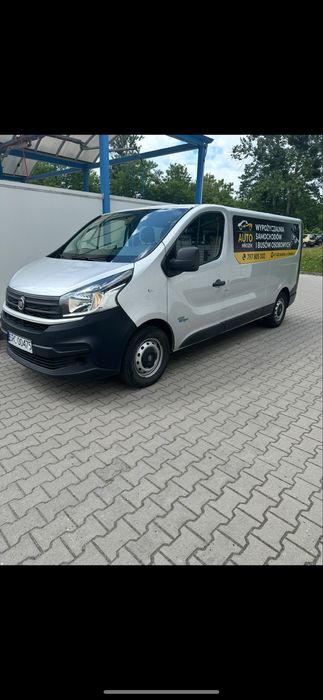 Wynajem busa osobowego